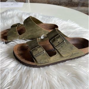 Birkenstock Arizona sandals. Size 39